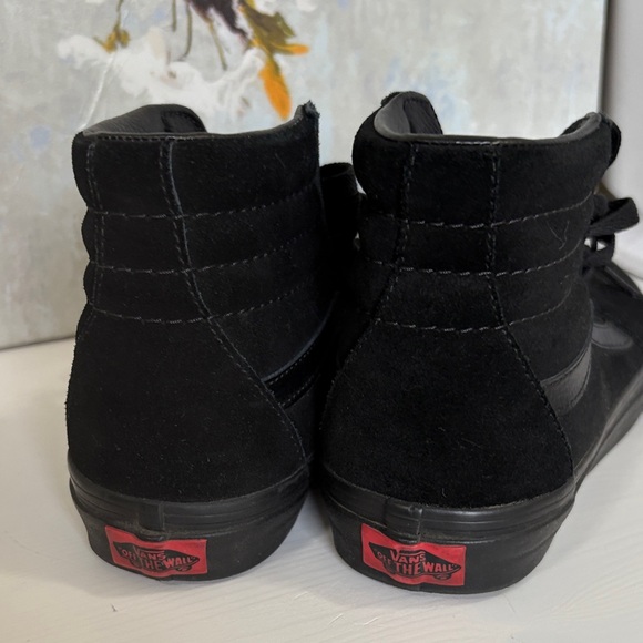 Vans Black High-Top Sneakers with Red Logo - Picture 4 of 5